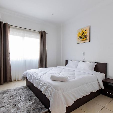 Accra Fine Suites - Holi Flats Airport Residential Eksteriør bilde